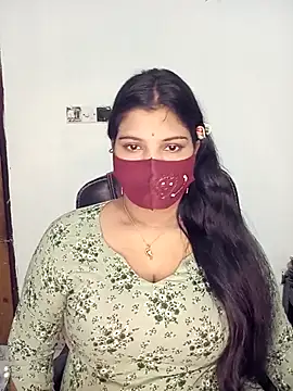 Hot-Angel  online show from 11/25/25, 12:33