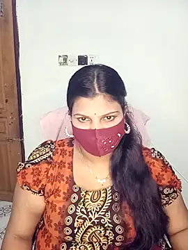 Hot-Angel  online show from 10/31/25, 03:30