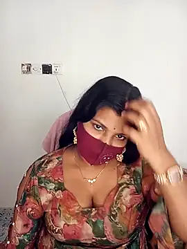 Hot-Angel  online show from 11/08/25, 04:05