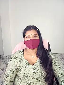 Hot-Angel  online show from 10/28/25, 01:50