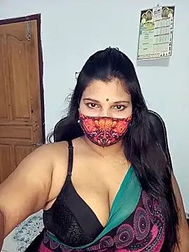 Snapshot of Hot-Angel_ chatting on 10/05/25, 03:58 Hot-Angel online show from 10/05/25, 03:58
