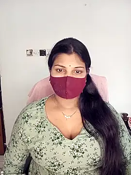 Hot-Angel  online show from 11/05/25, 04:15