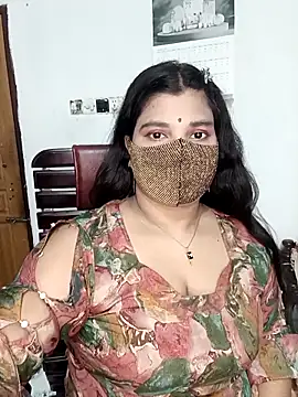 Hot-Angel  online show from 05/01/26, 12:37