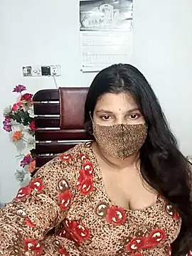 Hot-Angel  online show from 05/11/26, 02:45