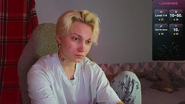 esajukyy online show from 01/27/25, 11:00