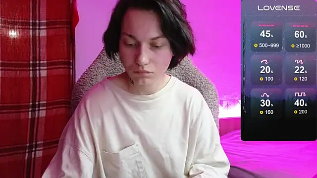 esajukyy online show from 09/15/25, 02:17