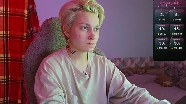 esajukyy online show from 01/19/25, 11:56