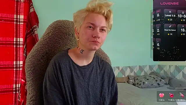 esajukyy online show from 02/26/25, 05:57