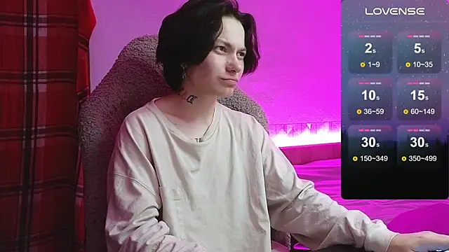 esajukyy online show from 09/14/25, 02:28