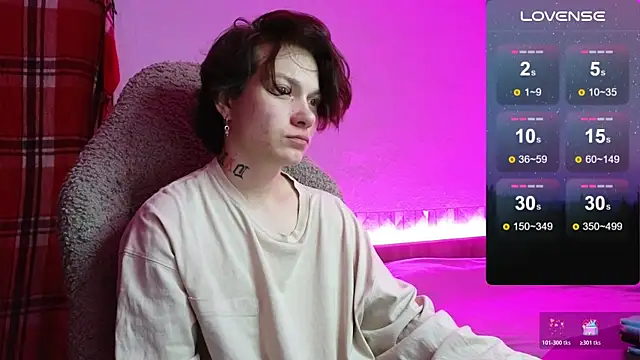 esajukyy online show from 10/23/25, 05:22