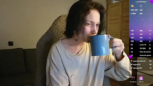 esajukyy online show from 03/09/26, 03:59