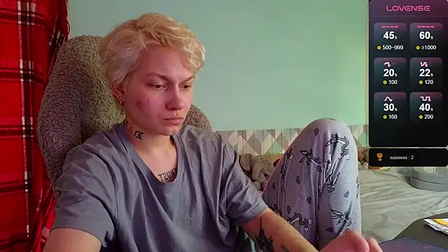 esajukyy online show from 02/20/25, 10:05