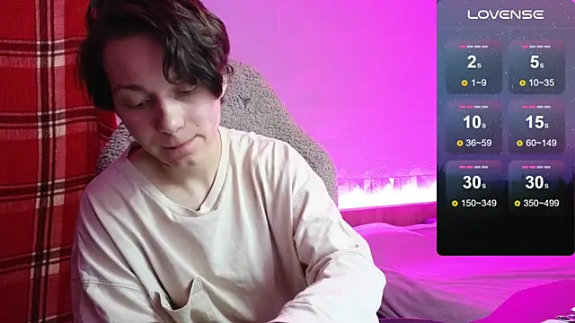 esajukyy online show from 10/11/25, 02:18