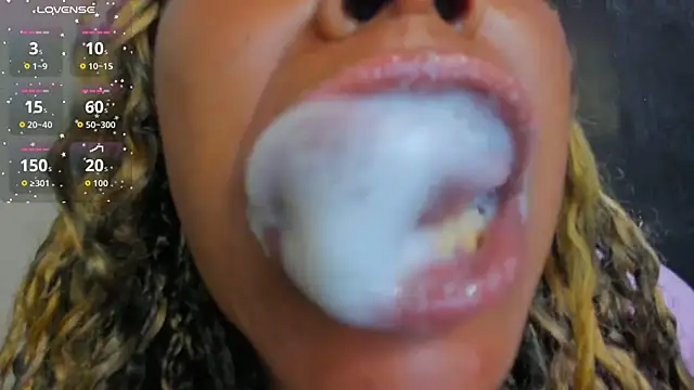 KamariaFyre online show from 03/27/26, 06:33