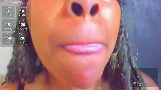 KamariaFyre online show from 11/03/25, 08:12