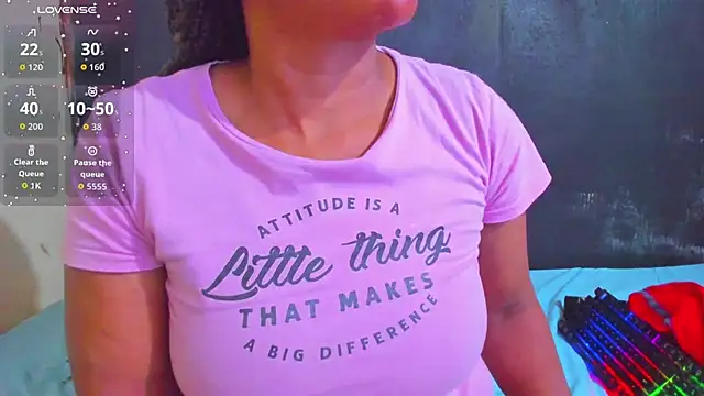 KamariaFyre online show from 10/11/25, 10:11