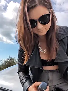 Samira-Summer online show from 03/19/26, 08:36