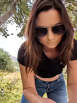 Samira-Summer online show from 04/18/26, 12:07