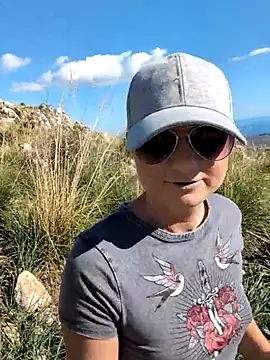 Samira-Summer online show from 11/30/25, 10:16