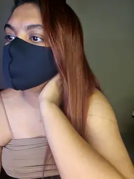 Olivia3 online show from 11/17/25, 11:09