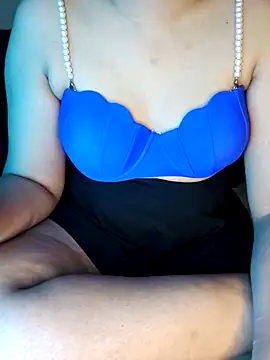 Olivia3 online show from 11/03/25, 08:45