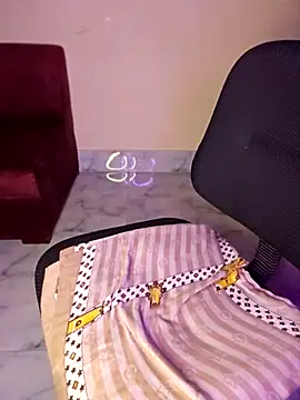 Olivia3 online show from 10/16/25, 09:56