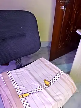 Olivia3 online show from 11/10/25, 08:25