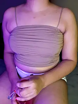 Olivia3 online show from 11/25/25, 06:30