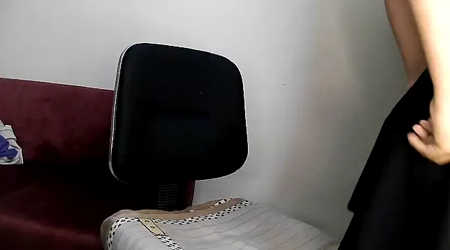 Olivia3 online show from 03/22/25, 09:42