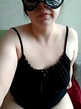Snapshot of Miranda_Nancy chatting on 03/15/25, 07:20 Miranda Nancy online show from 03/15/25, 07:20