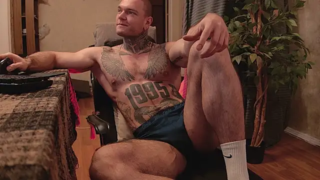 Snapshot of bulatov_xx chatting on 11/02/25, 11:54 bulatov xx online show from 11/02/25, 11:54