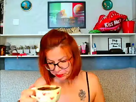 Snapshot of Natali3855 chatting on 06/29/26, 04:19 Natali3855 online show from 06/29/26, 04:19