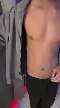 nick  yy online show from 10/24/25, 10:14