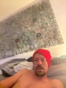 Snapshot of zenzero87 chatting on 10/24/25, 12:09 zenzero87 online show from 10/24/25, 12:09