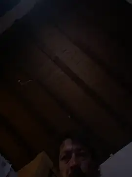 Snapshot of zenzero87 chatting on 10/30/25, 01:26 zenzero87 online show from 10/30/25, 01:26