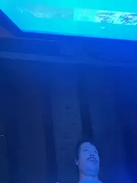 Snapshot of zenzero87 chatting on 10/28/25, 09:36 zenzero87 online show from 10/28/25, 09:36