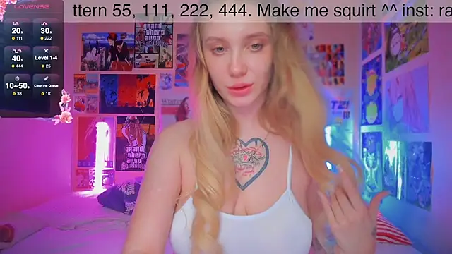 Snapshot of AliceMilman chatting on 03/18/25, 12:17 AliceMilman online show from 03/18/25, 12:17