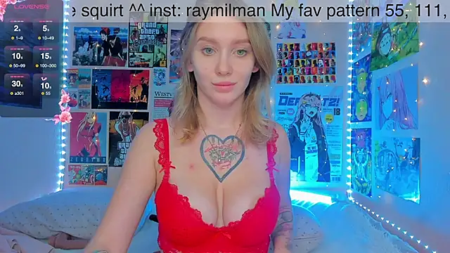 Snapshot of AliceMilman chatting on 12/23/24, 03:00 AliceMilman online show from 12/23/24, 03:00