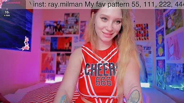 Snapshot of AliceMilman chatting on 03/15/25, 11:40 AliceMilman online show from 03/15/25, 11:40