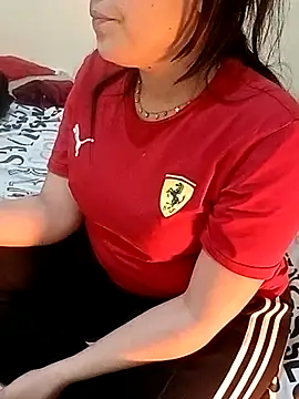 Snapshot of ShadiaStar chatting on 03/05/25, 01:21 ShadiaStar online show from 03/05/25, 01:21
