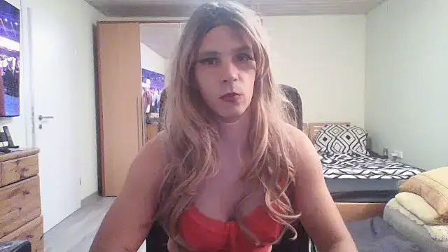 Snapshot of Kinky-Kristina chatting on 09/20/25, 06:57 Kinky-Kristina online show from 09/20/25, 06:57