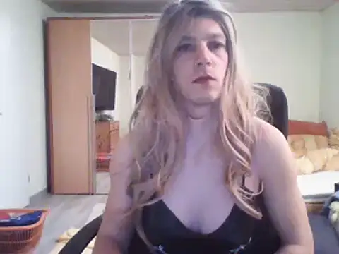 Snapshot of Kinky-Kristina chatting on 03/22/25, 09:53 Kinky-Kristina online show from 03/22/25, 09:53
