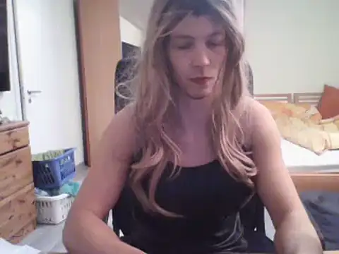 Snapshot of Kinky-Kristina chatting on 02/03/25, 06:17 Kinky-Kristina online show from 02/03/25, 06:17