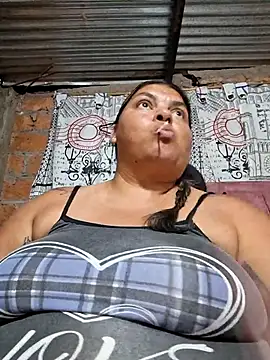 Snapshot of chubby_sexy_big_tits chatting on 11/01/25, 01:23 chubby sexy big tits online show from 11/01/25, 01:23