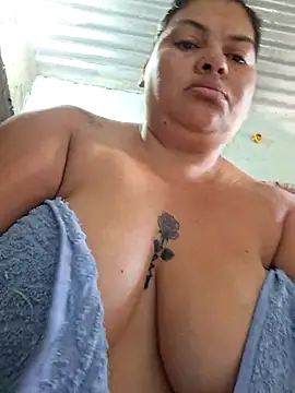 Snapshot of chubby_sexy_big_tits chatting on 11/23/25, 12:48 chubby sexy big tits online show from 11/23/25, 12:48