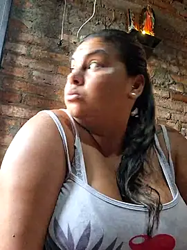 Snapshot of chubby_sexy_big_tits chatting on 11/15/25, 12:20 chubby sexy big tits online show from 11/15/25, 12:20