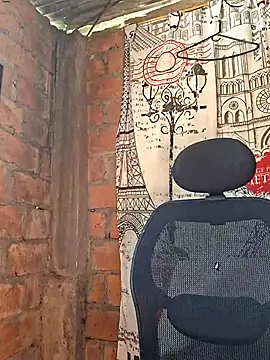 Snapshot of chubby_sexy_big_tits chatting on 11/07/25, 01:04 chubby sexy big tits online show from 11/07/25, 01:04