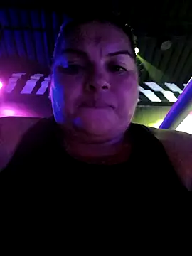 Snapshot of chubby_sexy_big_tits chatting on 11/30/25, 03:18 chubby sexy big tits online show from 11/30/25, 03:18