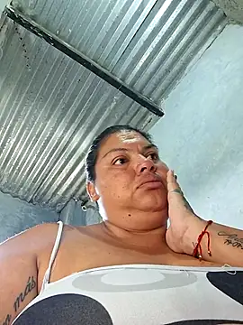 Snapshot of chubby_sexy_big_tits chatting on 10/21/25, 12:15 chubby sexy big tits online show from 10/21/25, 12:15