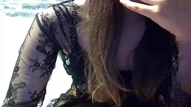 Aleniia10 online show from 11/21/25, 09:47